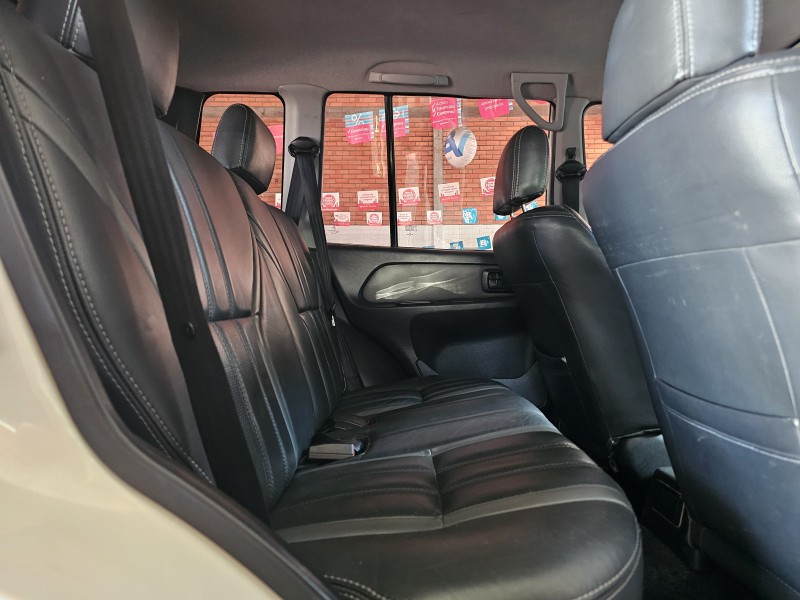 PAJERO TR4 2.0 4X4 16V 140CV FLEX 4P AUTOMÁTICO - 2013 - CAXIAS DO SUL