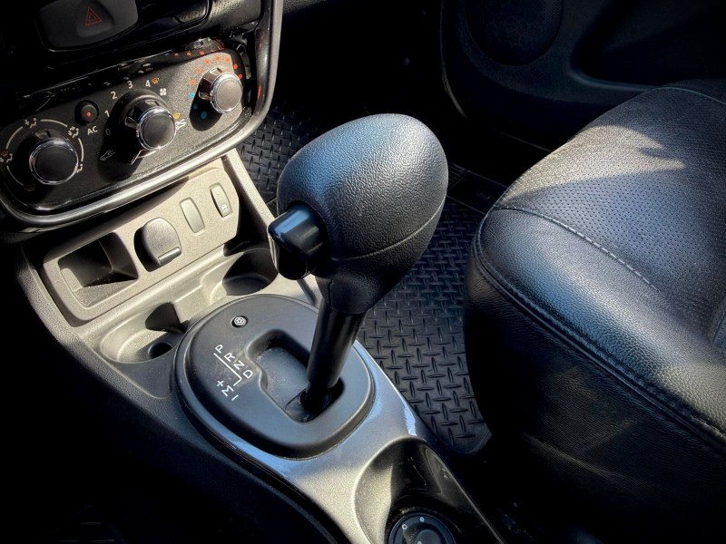 DUSTER 2.0 DYNAMIQUE 4X2 16V FLEX 4P AUTOMÁTICO - 2013 - LAJEADO