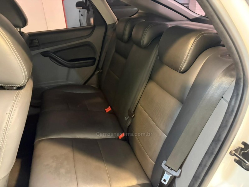 FOCUS 2.0 GLX 16V GASOLINA 4P MANUAL - 2013 - BENTO GONçALVES