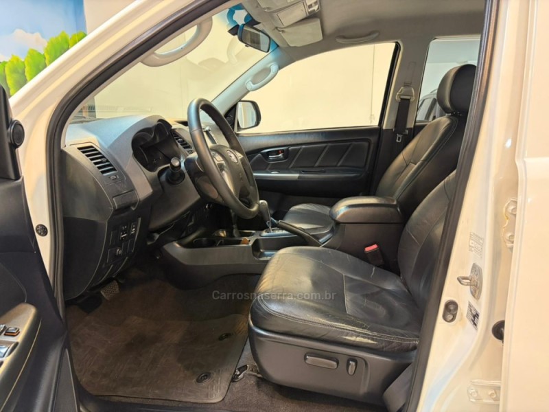 HILUX 3.0 SRV 4X4 CD 16V TURBO INTERCOOLER DIESEL 4P AUTOMÁTICO - 2015 - BENTO GONçALVES