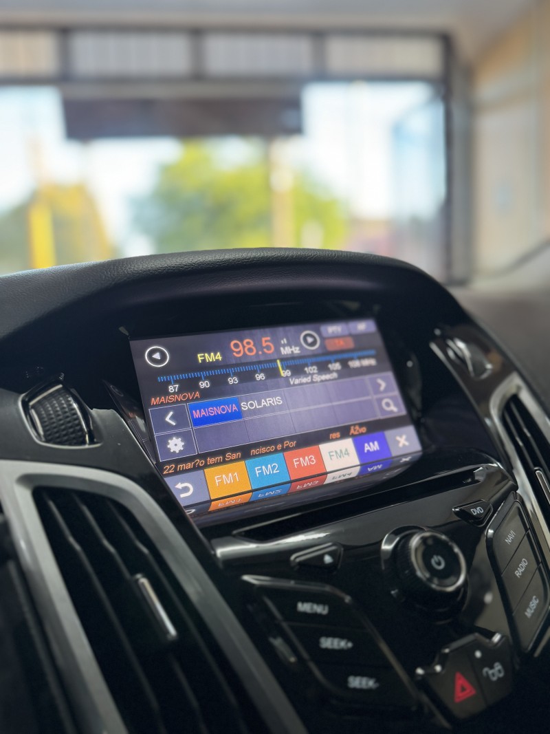 FOCUS 1.6 SE HATCH 16V FLEX 4P AUTOMÁTICO - 2014 - CAXIAS DO SUL