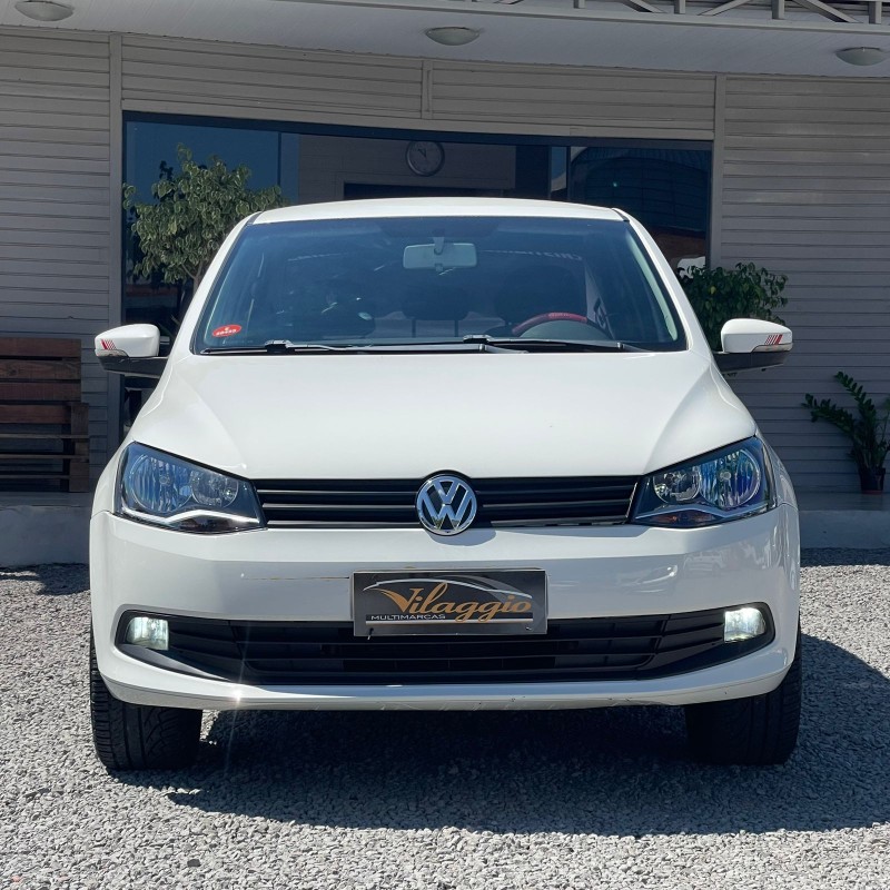 VOYAGE 1.0 MI COMFORTLINE 8V FLEX 4P MANUAL - 2015 - CAXIAS DO SUL