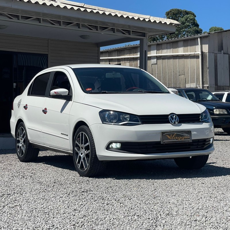 VOYAGE 1.0 MI COMFORTLINE 8V FLEX 4P MANUAL - 2015 - CAXIAS DO SUL