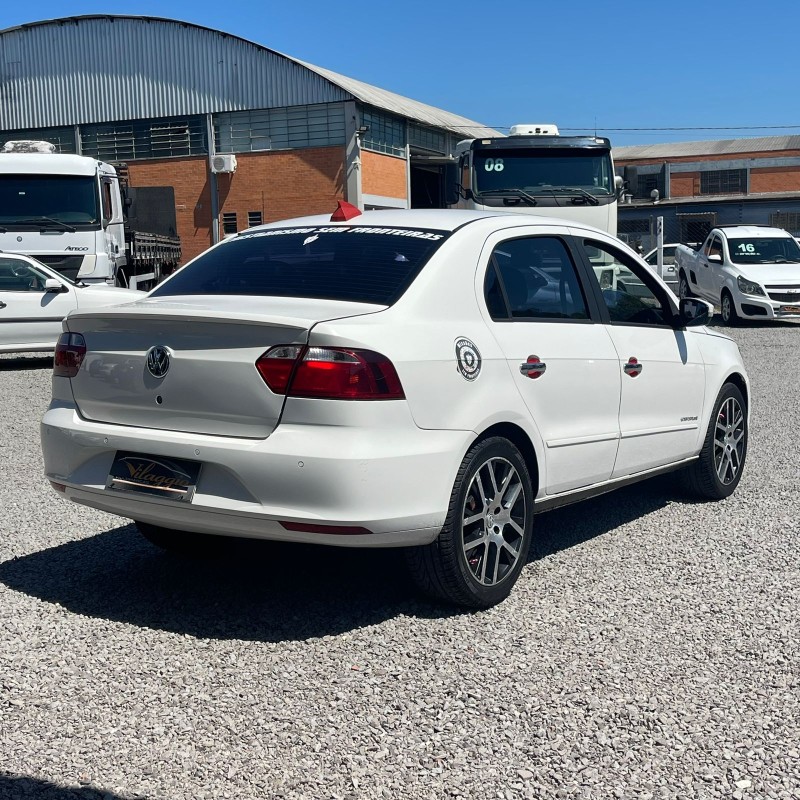 VOYAGE 1.0 MI COMFORTLINE 8V FLEX 4P MANUAL - 2015 - CAXIAS DO SUL