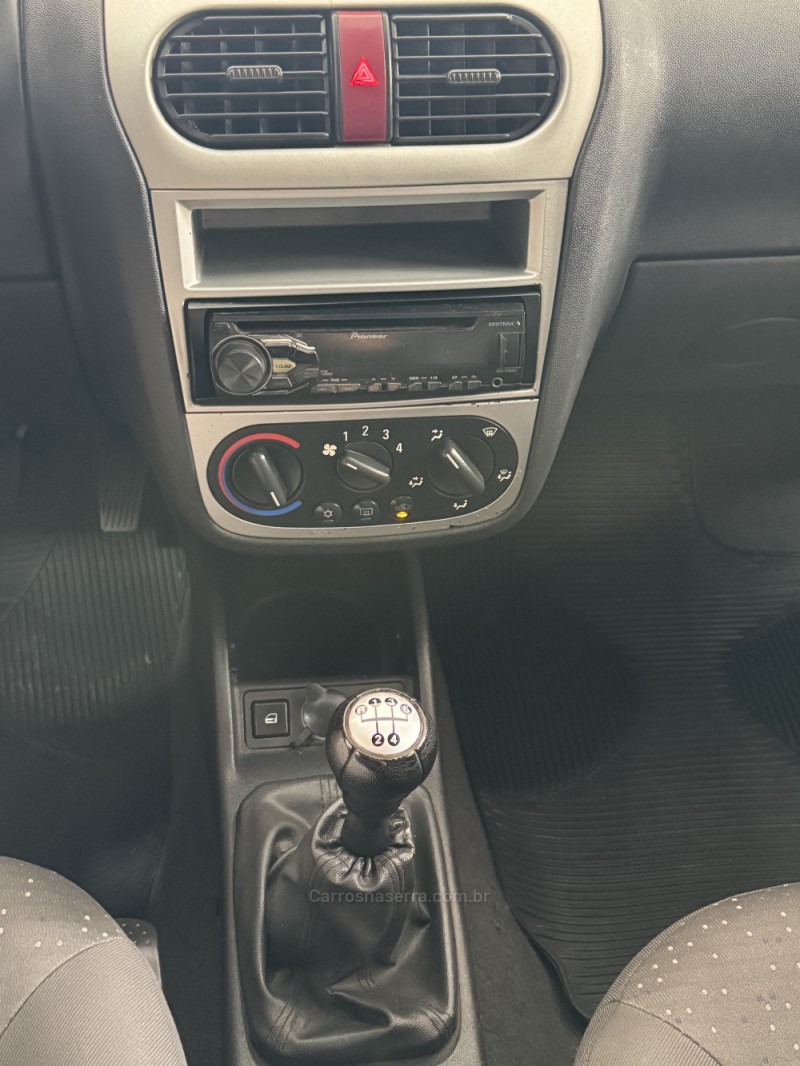 CORSA 1.4 MPFI PREMIUM 8V FLEX 4P MANUAL - 2009 - ENCANTADO