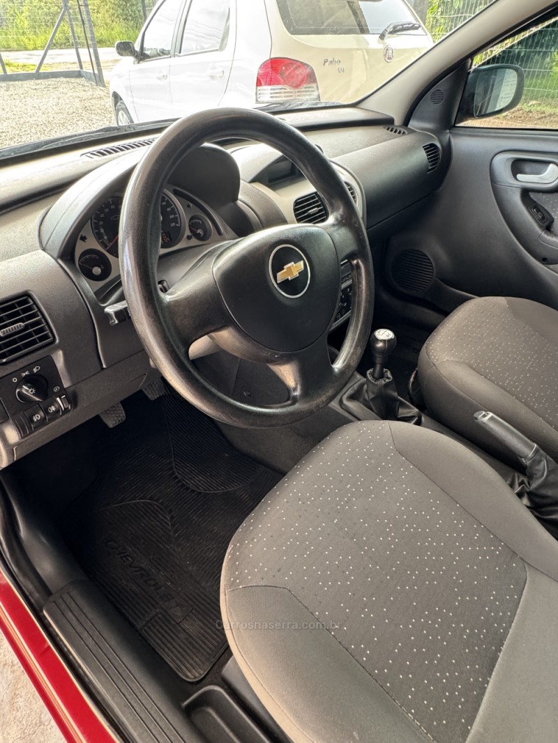 CORSA 1.4 MPFI PREMIUM 8V FLEX 4P MANUAL - 2009 - ENCANTADO