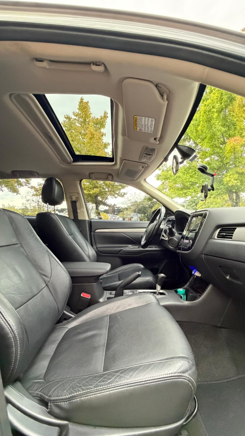 OUTLANDER 3.0 4X4 V6 24V GASOLINA 4P AUTOMÁTICO - 2015 - BENTO GONçALVES