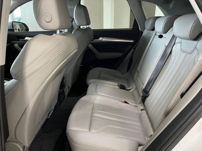 Q5 2.0 TFSI S-LINE S TRONIC 16V GASOLINA 4P AUTOMÁTICO - 2020 - TAQUARA