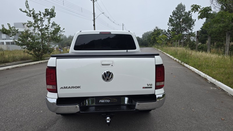 AMAROK 3.0 V6 TDI HIGHLINE CD DIESEL 4MOTION AUTOMÁTICO - 2019 - BENTO GONçALVES