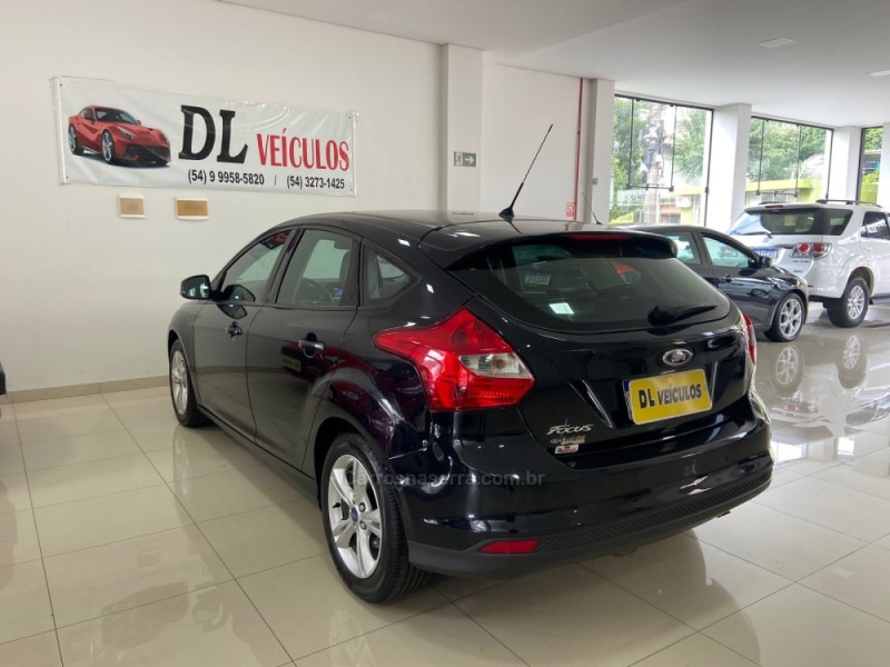 FOCUS 1.6 SE 16V FLEX 4P MANUAL - 2014 - NOVA BASSANO