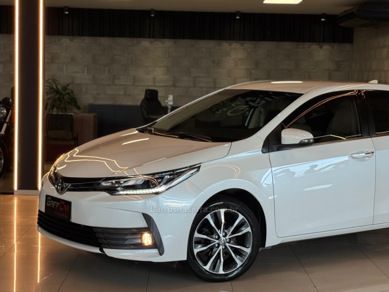 COROLLA 2.0 ALTIS 16V FLEX 4P AUTOMÁTICO - 2019 - DOIS IRMãOS