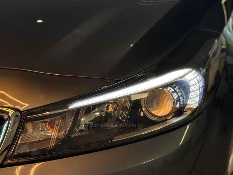 CERATO 1.6 16V SX4 FLEX 4P AUTOMÁTICO - 2019 - DOIS IRMãOS