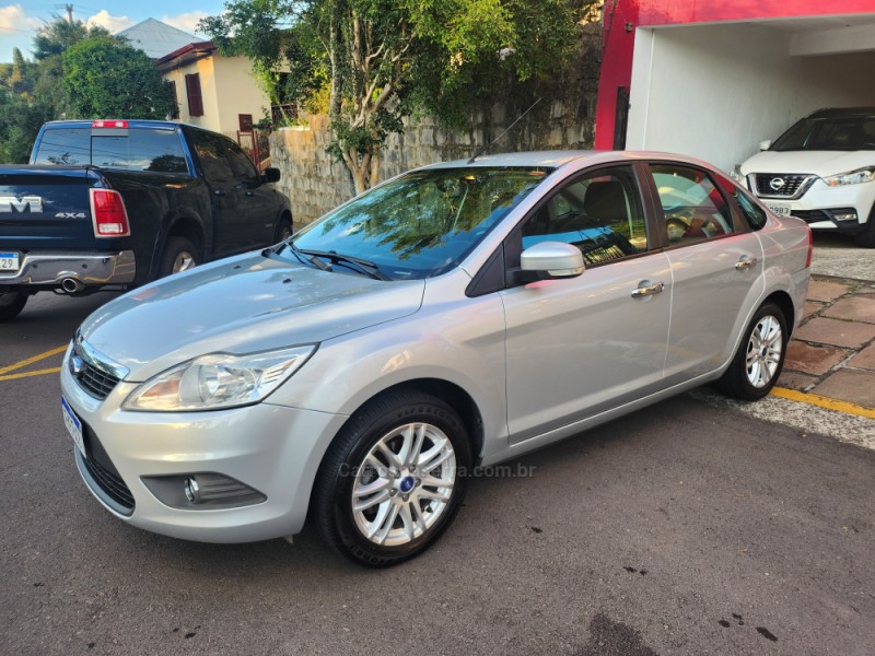 focus 1.6 s sedan 16v flex 4p manual 2013 veranopolis