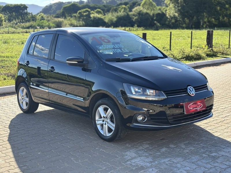 FOX 1.6 MSI HIGHLINE 16V FLEX 4P MANUAL - 2016 - CANDELáRIA