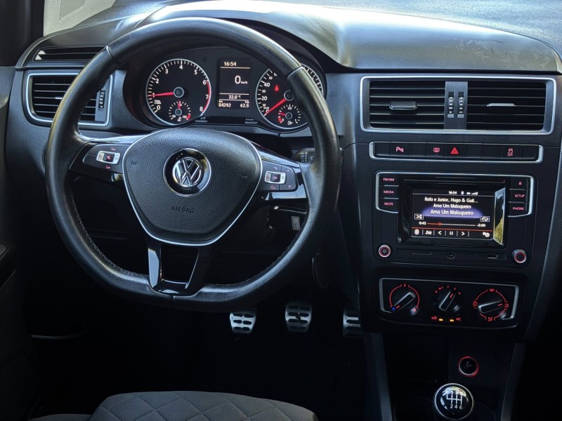 FOX 1.6 MSI HIGHLINE 16V FLEX 4P MANUAL - 2016 - CANDELáRIA