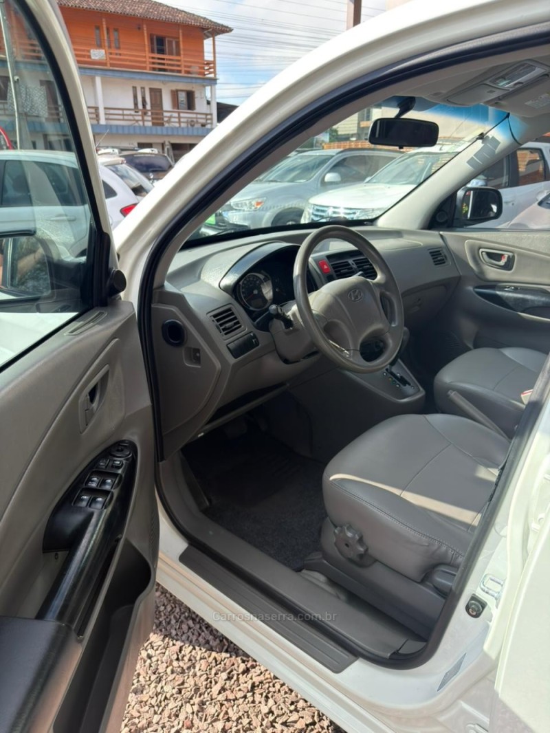 TUCSON 2.0 MPFI GLS 16V 143CV 2WD FLEX 4P AUTOMÁTICO - 2016 - LAJEADO