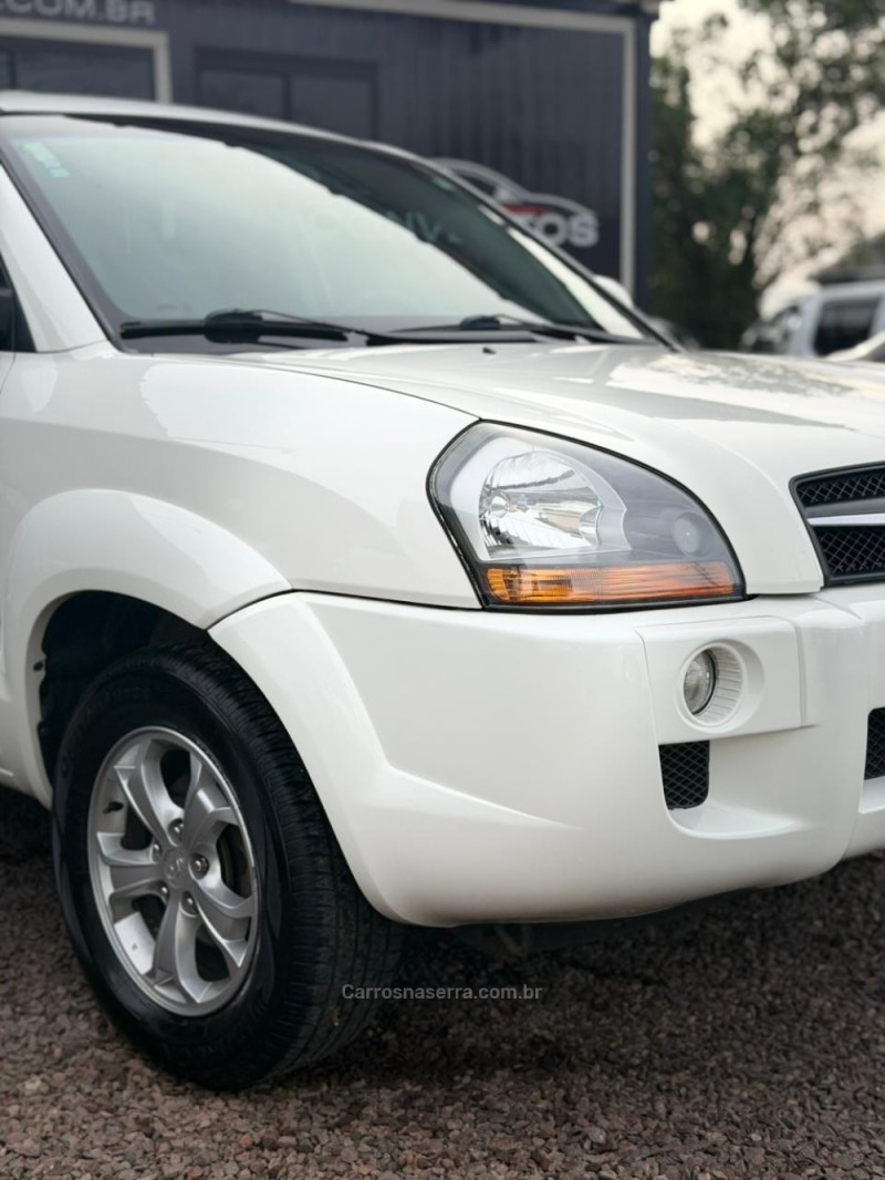 TUCSON 2.0 MPFI GLS 16V 143CV 2WD FLEX 4P AUTOMÁTICO - 2016 - LAJEADO