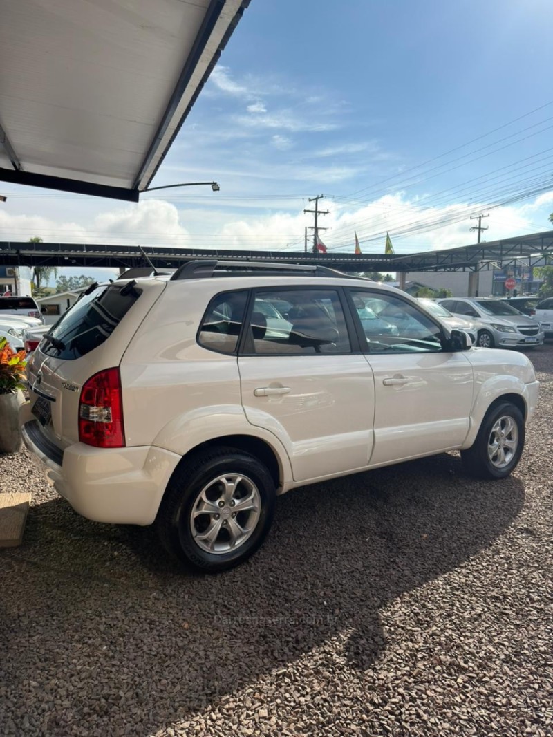 TUCSON 2.0 MPFI GLS 16V 143CV 2WD FLEX 4P AUTOMÁTICO - 2016 - LAJEADO