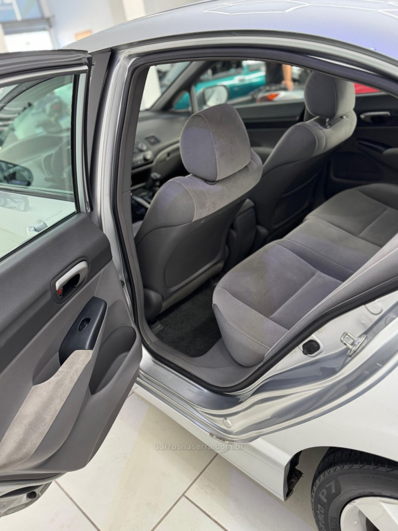 CIVIC 1.8 LXS 16V FLEX 4P MANUAL - 2008 - CAXIAS DO SUL