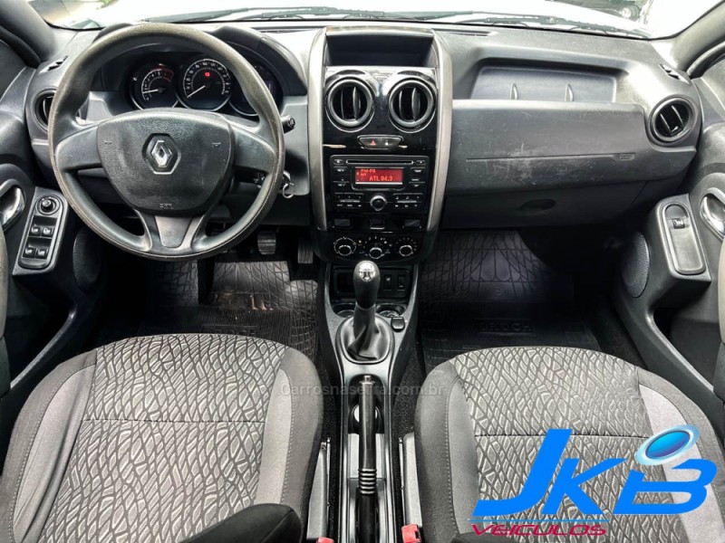 DUSTER OROCH 1.6 16V FLEX EXPRESSION 4P MANUAL - 2017 - NOVO HAMBURGO