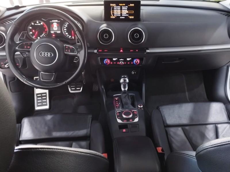 A3 1.8 TFSI SEDAN AMBITION 20V 180CV GASOLINA 4P AUTOMÁTICO - 2014 - CAXIAS DO SUL