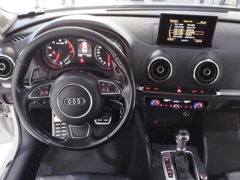 A3 1.8 TFSI SEDAN AMBITION 20V 180CV GASOLINA 4P AUTOMÁTICO - 2014 - CAXIAS DO SUL