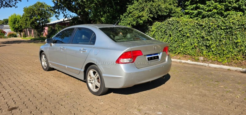 CIVIC 1.8 EXS 16V FLEX 4P AUTOMÁTICO - 2007 - IVOTI