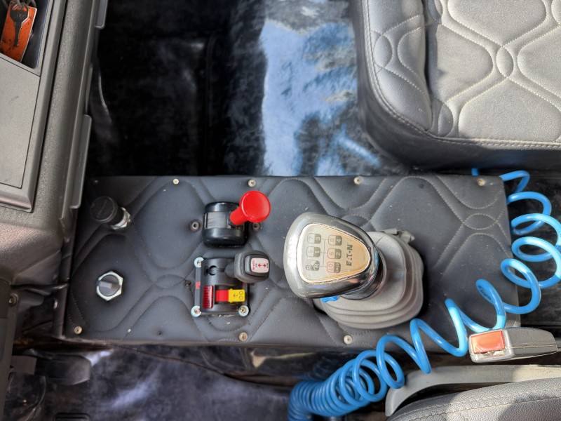 TECTOR 260E28 6X4 - 2019 - CAXIAS DO SUL