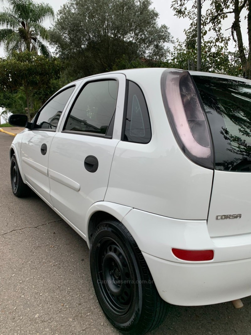 CORSA 1.4 MPFI MAXX 8V FLEX 4P MANUAL - 2012 - FLORES DA CUNHA
