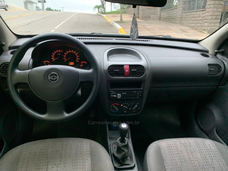 CORSA 1.4 MPFI MAXX 8V FLEX 4P MANUAL - 2012 - FLORES DA CUNHA
