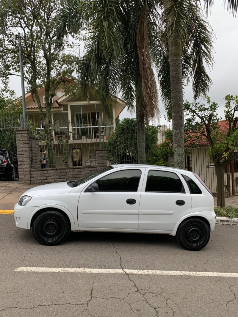 CORSA 1.4 MPFI MAXX 8V FLEX 4P MANUAL - 2012 - FLORES DA CUNHA