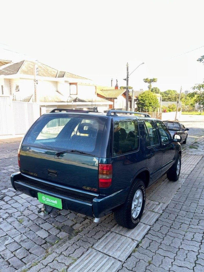 BLAZER 4.3 SFI DLX 4X2 V6 12V GASOLINA 4P MANUAL - 1998 - BENTO GONçALVES
