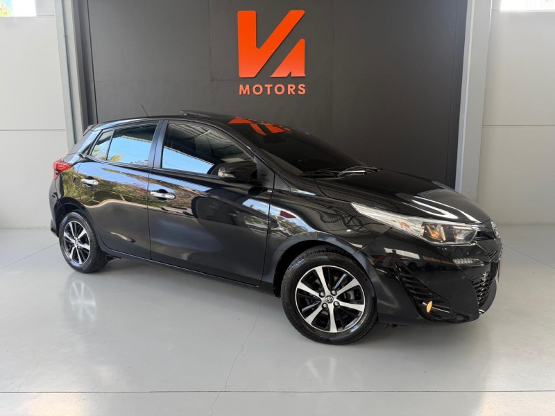 YARIS 1.5 XLS FLEX 4P AUTOMÁTICO