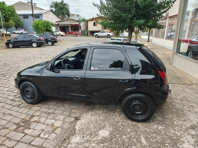CELTA 1.0 MPFI 8V GASOLINA 4P MANUAL - 2003 - GUAPORé