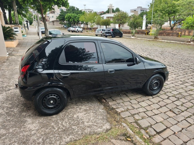 CELTA 1.0 MPFI 8V GASOLINA 4P MANUAL - 2003 - GUAPORé