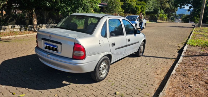 CORSA 1.0 EFI WIND 8V GASOLINA 4P MANUAL - 2001 - IVOTI