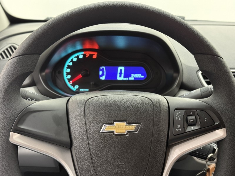 ONIX 1.0 LT PLUS 8V FLEX 4P MANUAL - 2018 - SANTA CRUZ DO SUL