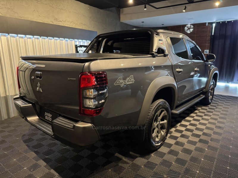 L200 TRITON 2.4 16V TURBO DIESEL SPORT GLS CD 4P 4X4 AUTOMÁTICA - 2025 - FARROUPILHA