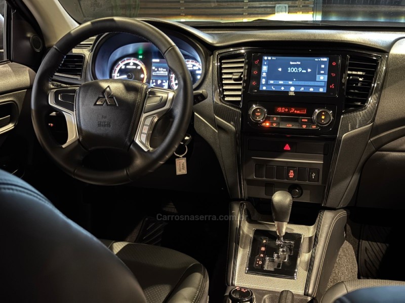 L200 TRITON 2.4 16V TURBO DIESEL SPORT GLS CD 4P 4X4 AUTOMÁTICA - 2025 - FARROUPILHA