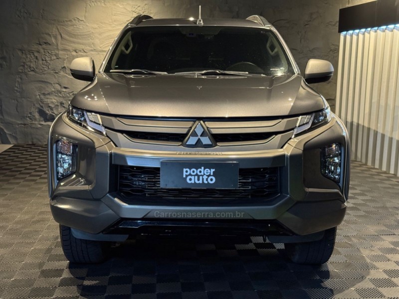 L200 TRITON 2.4 16V TURBO DIESEL SPORT GLS CD 4P 4X4 AUTOMÁTICA - 2025 - FARROUPILHA