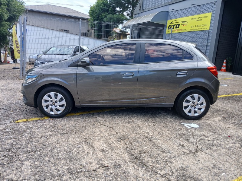 ONIX 1.4 MPFI LT 8V FLEX 4P MANUAL - 2015 - FARROUPILHA