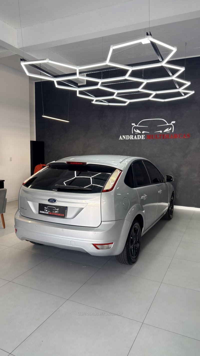 FOCUS 1.6 GLX 8V FLEX 4P MANUAL - 2011 - CAXIAS DO SUL