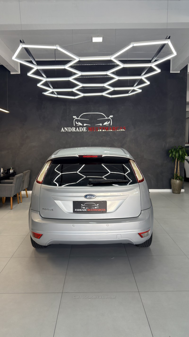 FOCUS 1.6 GLX 8V FLEX 4P MANUAL - 2011 - CAXIAS DO SUL