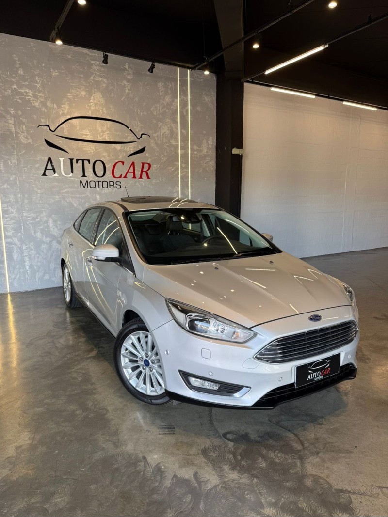 focus 2.0 titanium plus fastback 16v flex 4p automatico 2017 caxias do sul