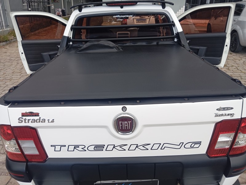 STRADA 1.4 MPI TREKKING CE 8V FLEX 2P MANUAL - 2009 - CAXIAS DO SUL