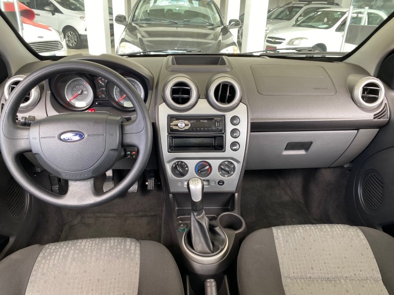 FIESTA 1.6 MPI CLASS SEDAN 8V FLEX 4P MANUAL - 2013 - CAXIAS DO SUL