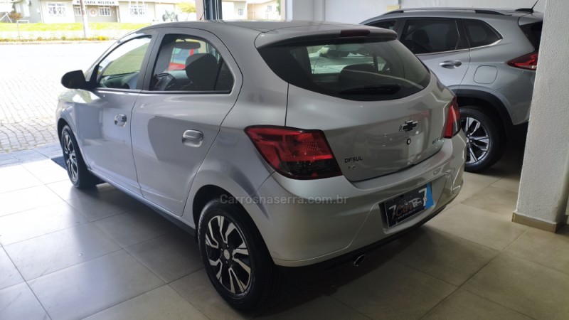 ONIX 1.4 MPFI LT 8V FLEX 4P MANUAL - 2014 - ANTôNIO PRADO