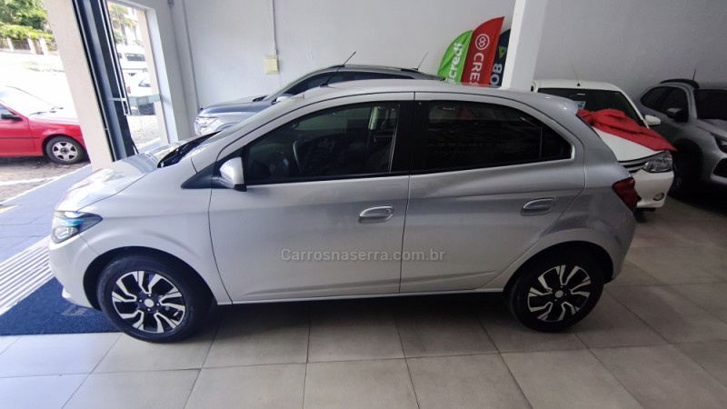 ONIX 1.4 MPFI LT 8V FLEX 4P MANUAL - 2014 - ANTôNIO PRADO