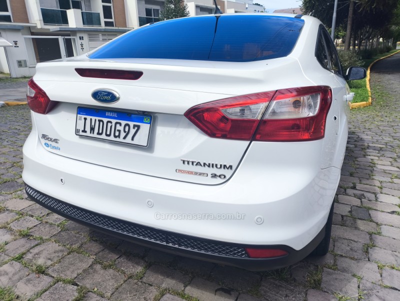 FOCUS 2.0 TITANIUM SEDAN 16V FLEX 4P AUTOMÁTICO - 2015 - FARROUPILHA