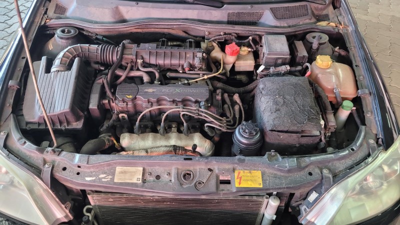 ASTRA 2.0 MPFI ADVANTAGE 8V FLEX 4P MANUAL - 2010 - GARIBALDI